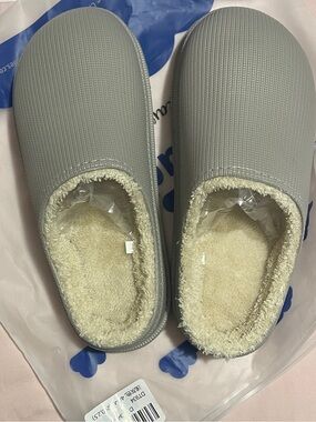Cloudie Cozy Gray House Slippers Women’s 9-10 EU 40-41 New